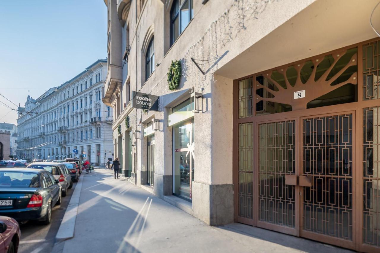 Extra Central Modern Studio Budapeste Exterior foto